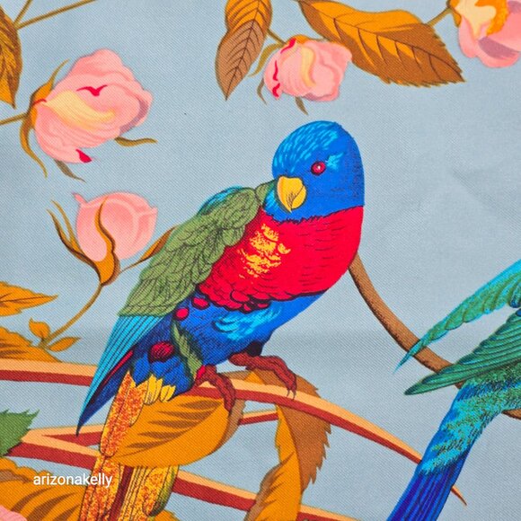 Vintage Silk Scarf Parrots Bird Hand Rolled Edges - Picture 5 of 16